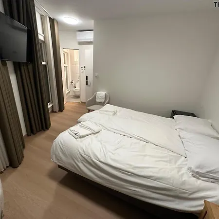 Voyagers Otel