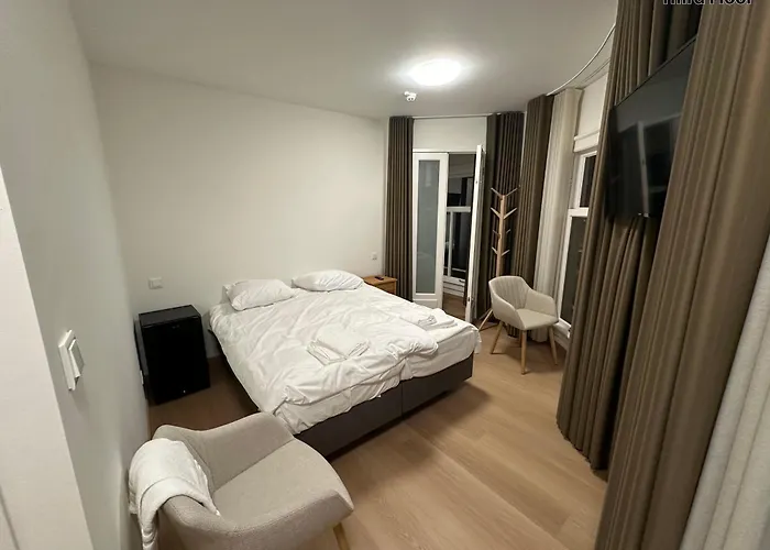 Voyagers * Amsterdam